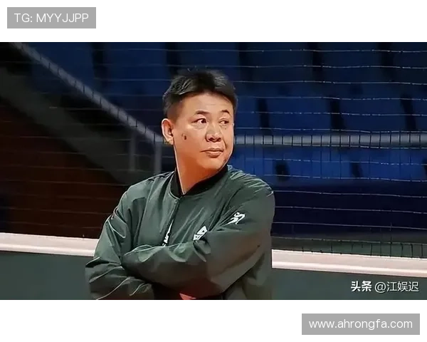 中国女排全力备战东京奥运,主帅蔡斌带领队员冲击历史新高 中国女排全力备战东京奥运,主帅蔡斌带领队员冲击历史新高