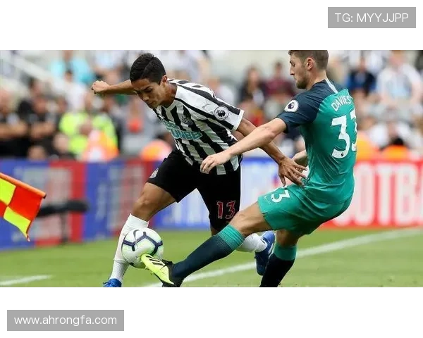 卡迪夫城俱乐部宣布新援加盟并启动重建计划力争重返英超赛场