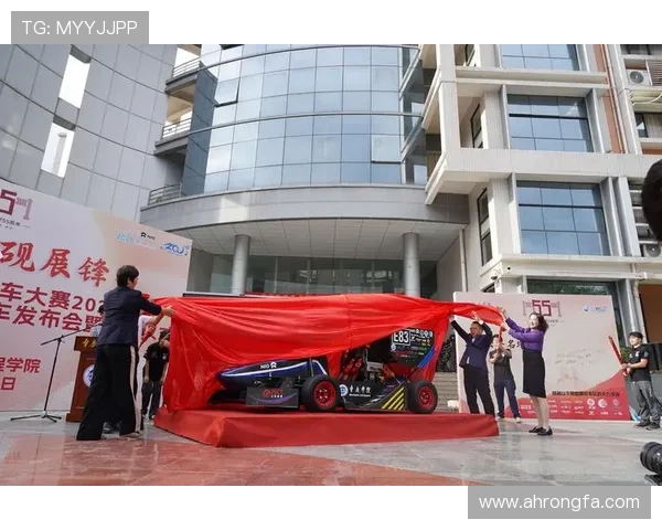 一级方程式新赛季车队洗牌引爆赛场竞争格局全面升级态势持续升温