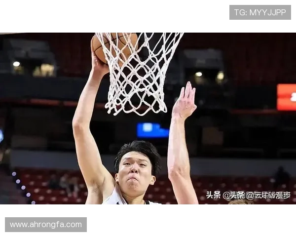 中国男篮迎战强敌，年轻球员崭露头角展现新希望
