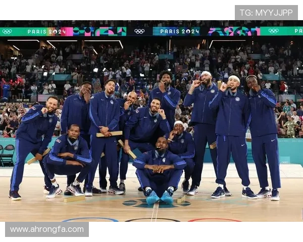 国家队鏖战取胜晋级四强全场焦点球星表现闪耀赛场再引热潮声四起