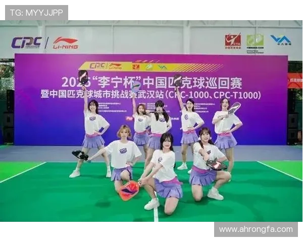 新赛季网球赛场群星闪耀各国选手激战再掀热潮引发全球球迷高度关注