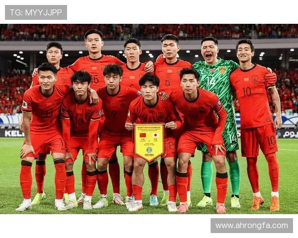 国足世预赛迎关键战新帅首秀引发球迷高度期待阵容调整与战术变化成焦点