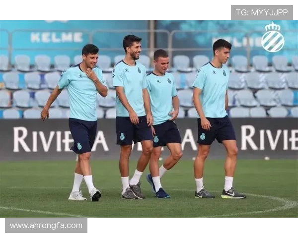 斯图加特俱乐部冬窗动态引关注新援规划与赛季目标解析最新方向前瞻 斯图加特俱乐部冬窗动态引关注新援规划与赛季目标解析最新方向前瞻