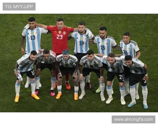 梅西宣布将加盟美国国际足球俱乐部，引发全球球迷热议