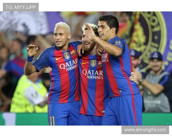 梅西重返巴萨传闻升温 球迷期待与小罗再聚首