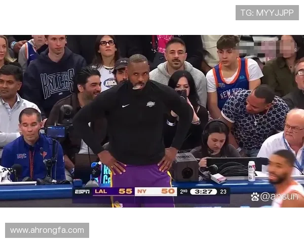 湖人逆转勇士上演绝地反击激战震撼全场焦点之战引爆联盟赛事热潮