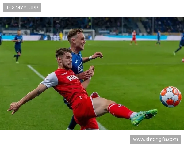 科隆俱乐部迎来新赛季目标明确，争取欧洲赛场资格继续提升实力